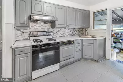 140 Rockwood Drive, Havertown, PA 19083 - Photo 9