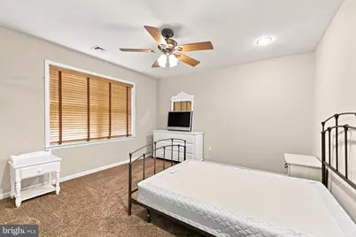 120 E Jansen Avenue, Essington, PA 19029 - Photo 23