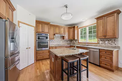 4902 W Chester Pike, Newtown Square, PA 19073 - Photo 11