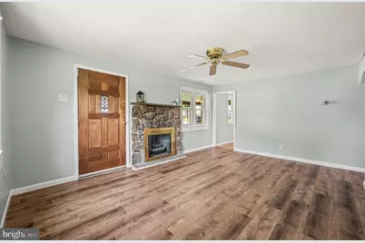 93 Florence Avenue, Aston, PA 19014 - Photo 5