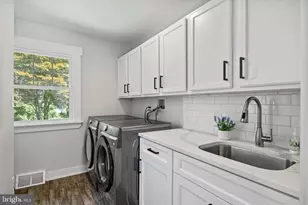 61 Chapel Hill Rd, Media, PA 19063 - Photo 23