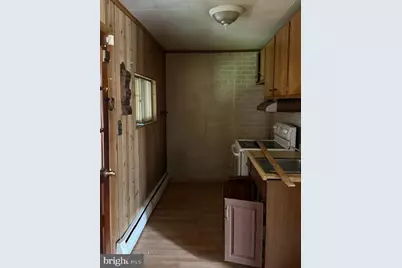 22 W Roland Road, Brookhaven, PA 19015 - Photo 5