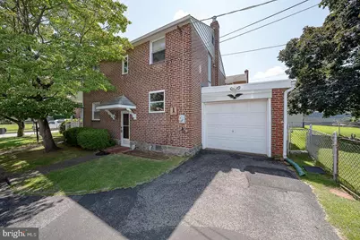 410 W Grays Avenue, Glenolden, PA 19036 - Photo 39