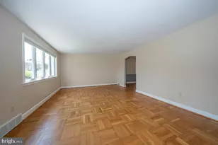 410 W Grays Ave, Glenolden, PA 19036 - Photo 7