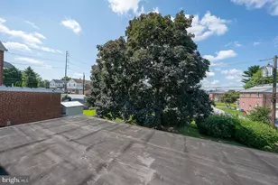 410 W Grays Ave, Glenolden, PA 19036 - Photo 33