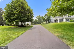 10 Springhouse Ln, Havertown, PA 19083 - Photo 3
