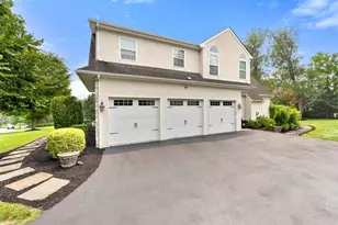 10 Springhouse Ln, Havertown, PA 19083 - Photo 5