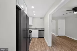 220 Weymouth Rd, Darby, PA 19023 - Photo 9