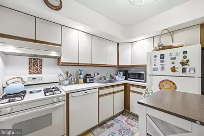80 W Baltimore Avenue #C404, Lansdowne, PA 19050 - Photo 15