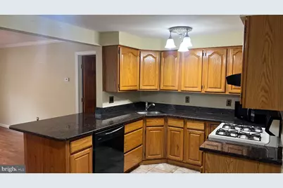 319 E South Avenue, Glenolden, PA 19036 - Photo 5
