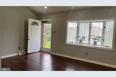 319 E South Avenue, Glenolden, PA 19036 - Photo 3