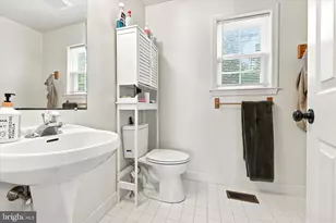 30 Duttonview Rd, Aston, PA 19014 - Photo 11