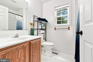 30 Duttonview Rd, Aston, PA 19014 - Photo 7
