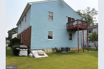 233 Mohican, Essington, PA 19029 - Photo 3