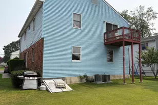 233 Mohican, Essington, PA 19029 - Photo 3