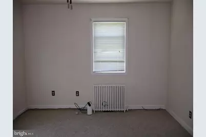 3007 W 10th Street, Chester, PA 19013 - Photo 13
