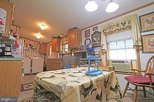 142 3rd Ave, Media, PA 19063 - Photo 13
