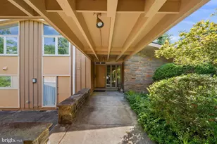 129 Locust Grove Rd, Bryn Mawr, PA 19010 - Photo 1