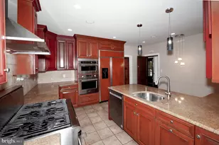556 St Davids Ave, Wayne, PA 19087 - Photo 9