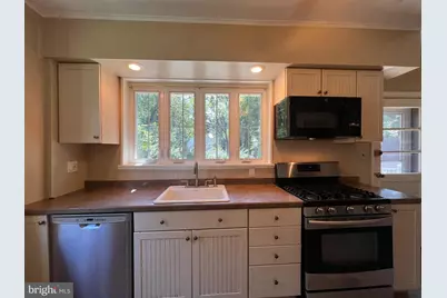 52 W Albemarle Avenue, Lansdowne, PA 19050 - Photo 11