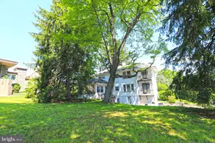 200 W Springfield Rd, Springfield, PA 19064 - Photo 9