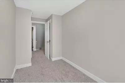 1044 W Ashland Avenue, Glenolden, PA 19036 - Photo 15