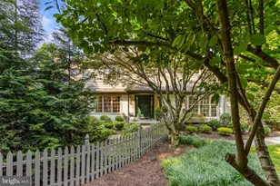 610 Lindsay Cir, Villanova, PA 19085 - Photo 7