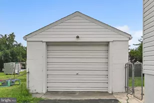 1212 Anderson Ave, Marcus Hook, PA 19061 - Photo 31