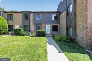 5200 Hilltop Dr, Brookhaven, PA 19015 - Photo 5