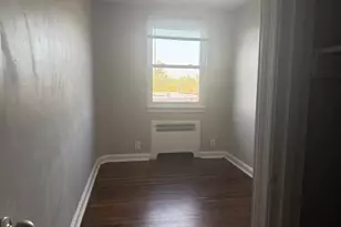 585 Snowden Rd, Upper Darby, PA 19082 - Photo 7