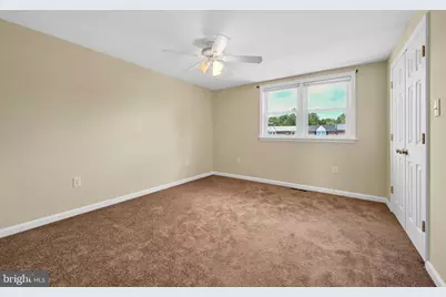 1044 E Academy Avenue, Glenolden, PA 19036 - Photo 17