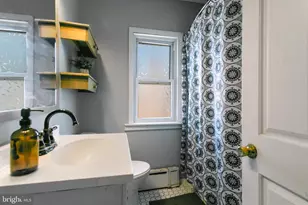 326 Burmont Rd, Drexel Hill, PA 19026 - Photo 17