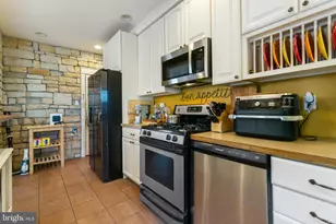 326 Burmont Rd, Drexel Hill, PA 19026 - Photo 13
