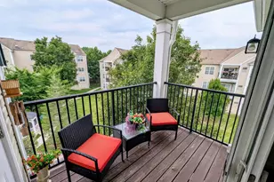 734 Creekside Dr, Brookhaven, PA 19015 - Photo 13