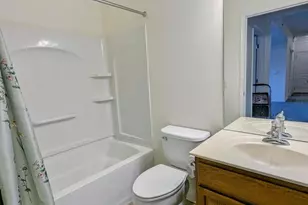 734 Creekside Dr, Brookhaven, PA 19015 - Photo 27