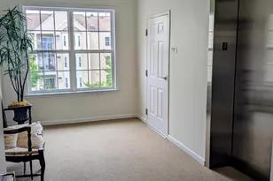 734 Creekside Dr, Brookhaven, PA 19015 - Photo 3