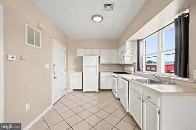 200 Wanamaker Avenue #2, Essington, PA 19029 - Photo 3