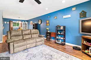 337 Golf Hills Rd, Havertown, PA 19083 - Photo 5