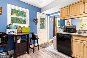 337 Golf Hills Rd, Havertown, PA 19083 - Photo 9