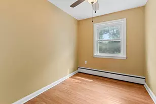 174 Crum Creek Dr, Woodlyn, PA 19094 - Photo 17