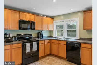 174 Crum Creek Drive, Woodlyn, PA 19094 - Photo 11