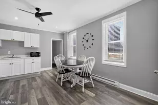 1401 Edgmont Ave, Chester, PA 19013 - Photo 17