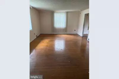 17 W Greenwood Avenue, Lansdowne, PA 19050 - Photo 3