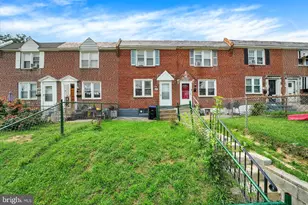 142 W 21st St, Chester, PA 19013 - Photo 3