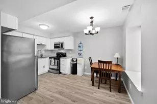 5200 Hilltop Dr, Brookhaven, PA 19015 - Photo 17