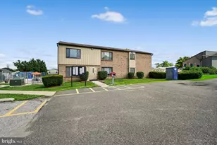 5200 Hilltop Dr, Brookhaven, PA 19015 - Photo 27