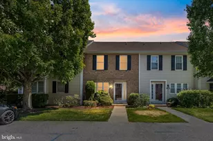 1206 N Glen Dr, Glen Mills, PA 19342 - Photo 1