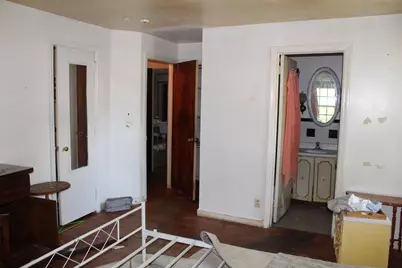 135 E Greenwood Avenue, Lansdowne, PA 19050 - Photo 9