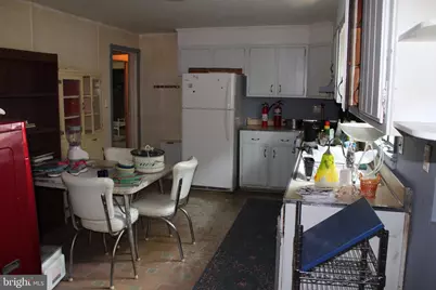 135 E Greenwood Avenue, Lansdowne, PA 19050 - Photo 7