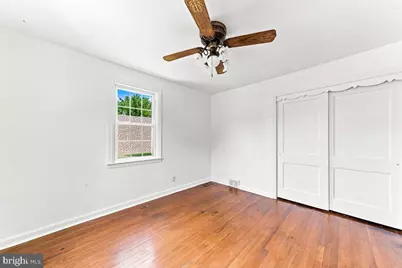 209 Pennsylvania Avenue, Prospect Park, PA 19076 - Photo 9